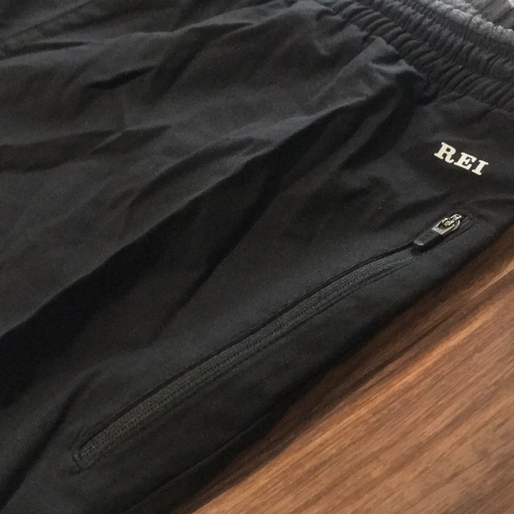 🏕 REI running pants - Picture 2 of 4